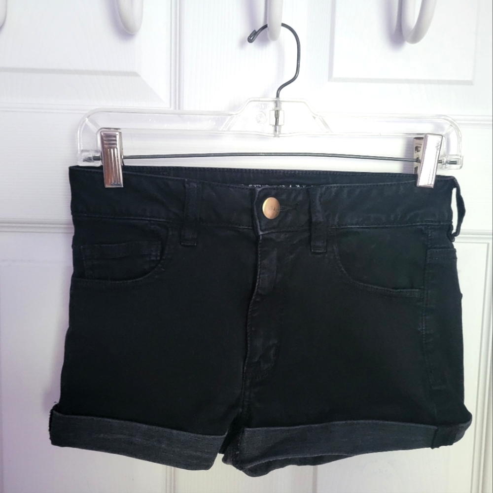 High waisted AEO shorts
